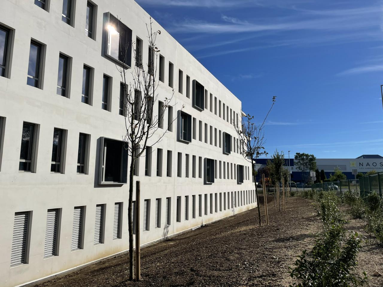 Bureau Aix-en-Provence 915m² Location bureau Aix-en-Provence Bouches-du-Rhône OLBUR2115118 2